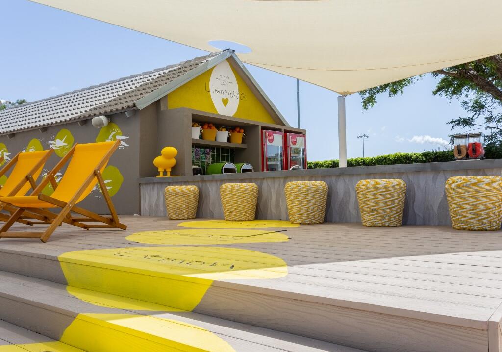 פינות ישיבה חיצוניות - ספא דן קיסריה