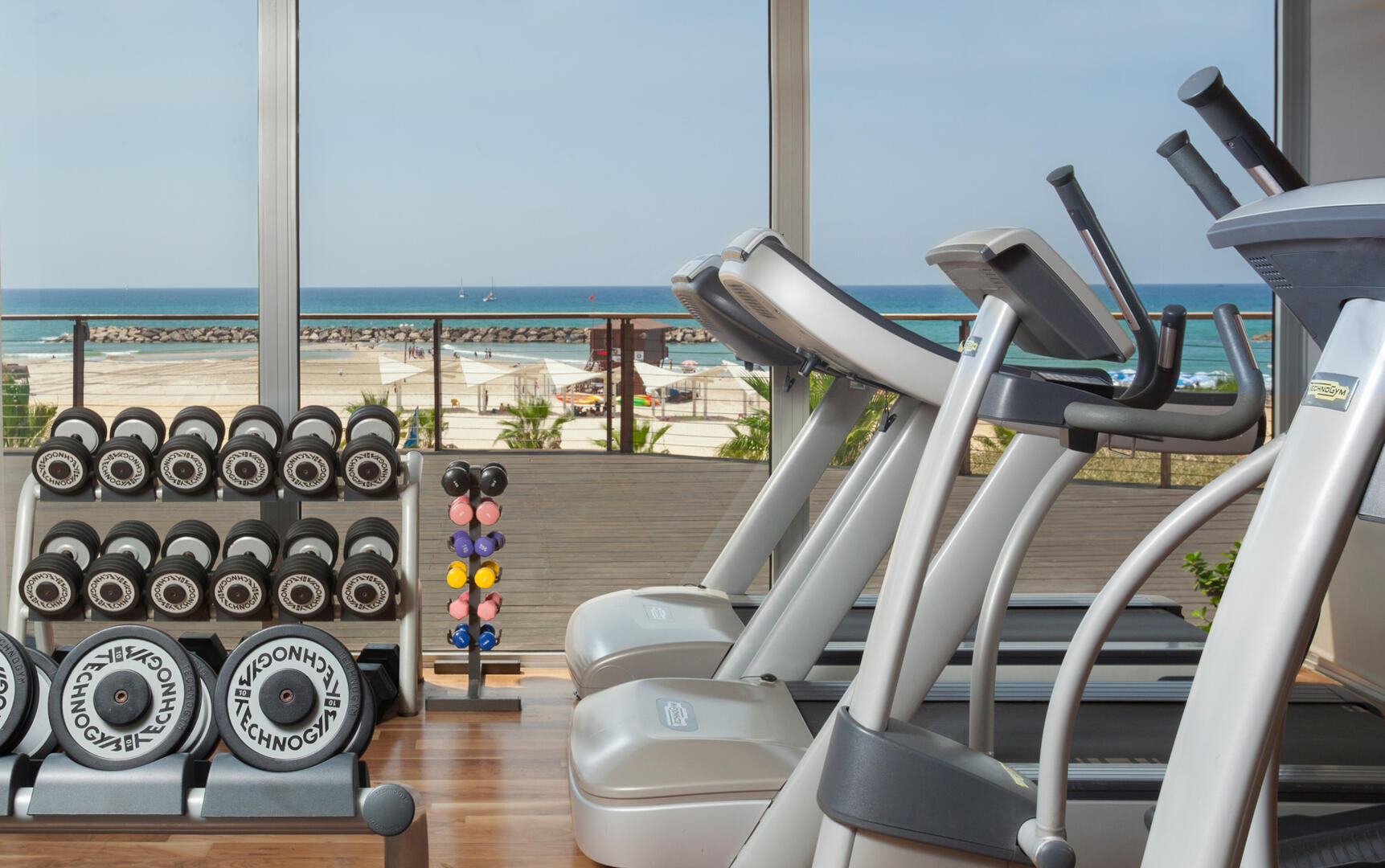 חדר כושר - ספא דן אכדיה הרצליה