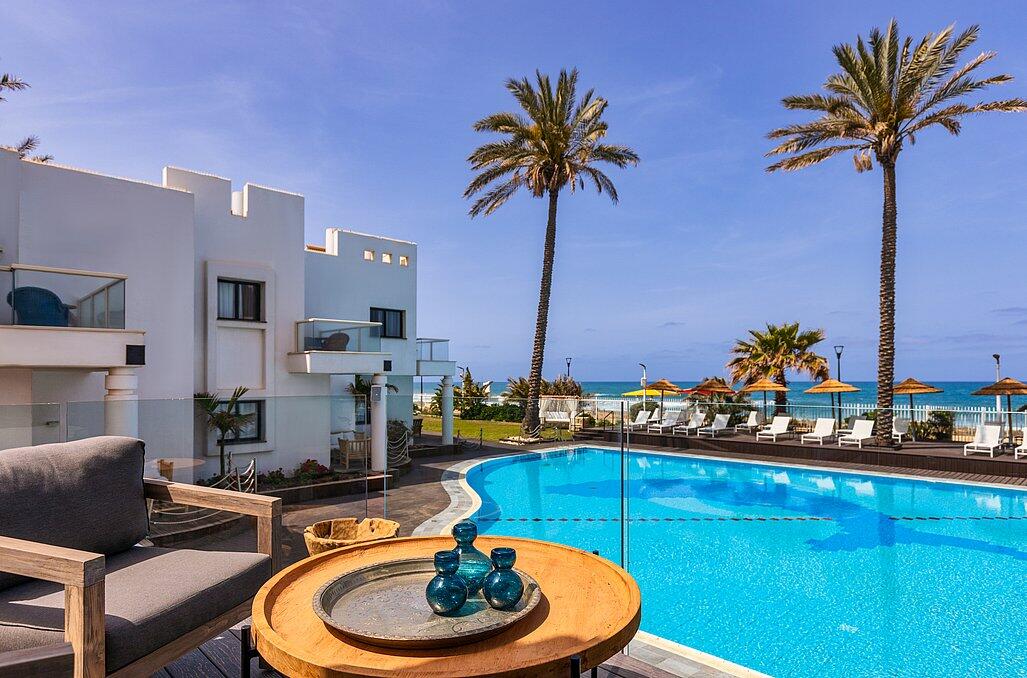 בריכה חיצונית - ספא סי לייף