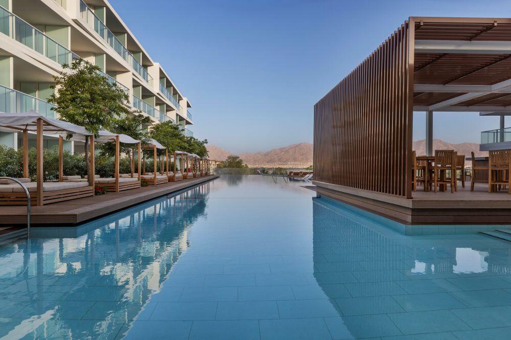 בריכה חיצונית - ספא איסלה