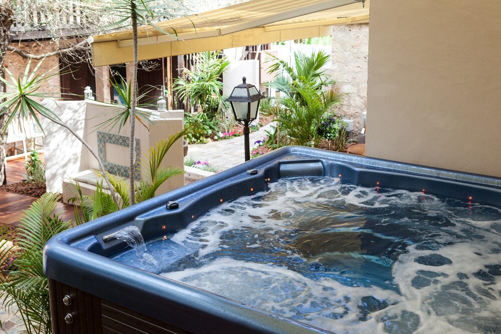 ג'קוזי - ספא פנינה בכרמל