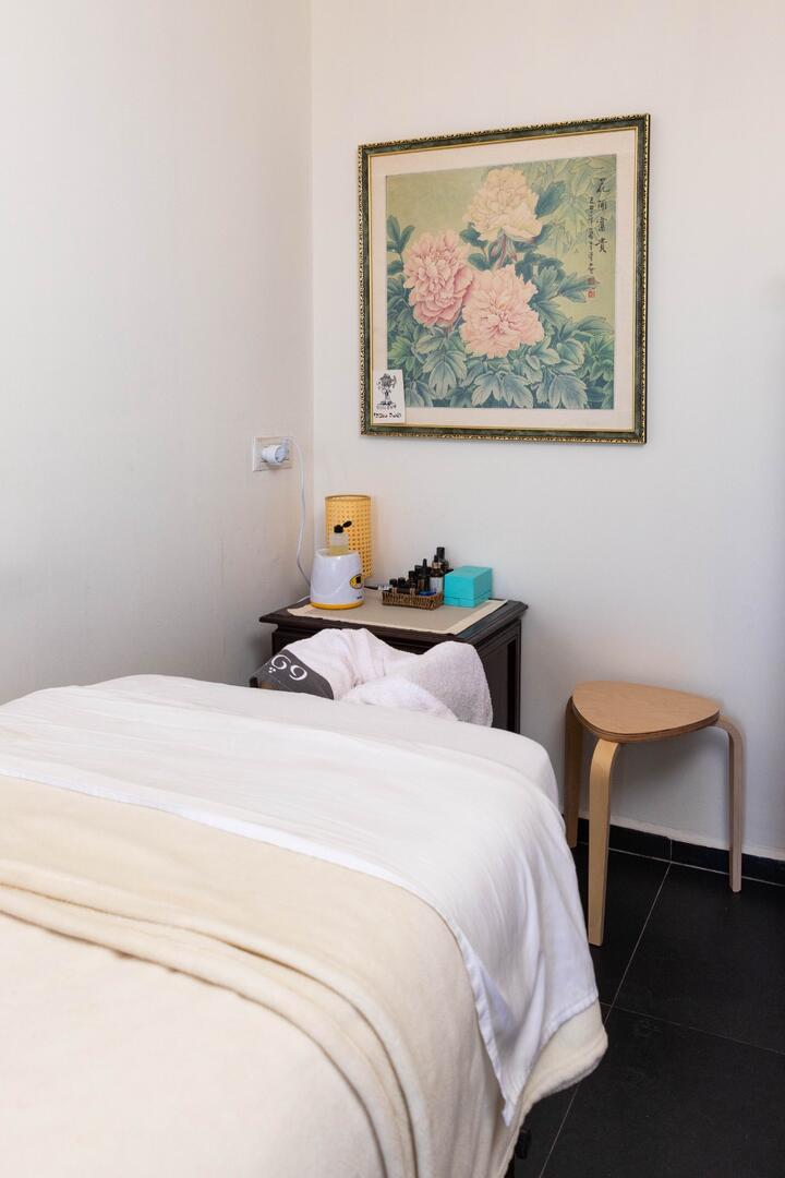 חדר עיסוים - קליניקה כנפי רוח