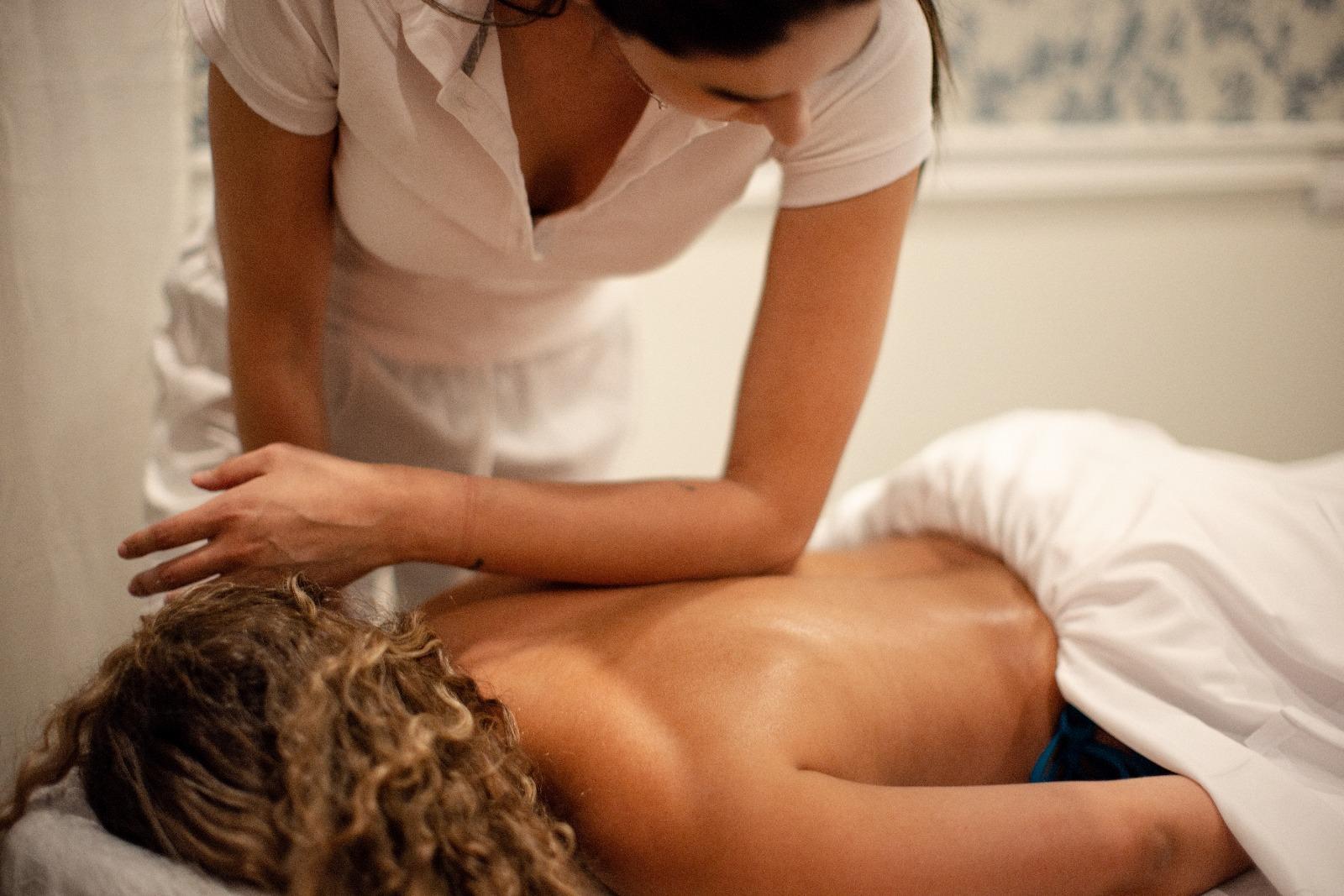 עיסוי קלאסי - ספא אדם ואדמה