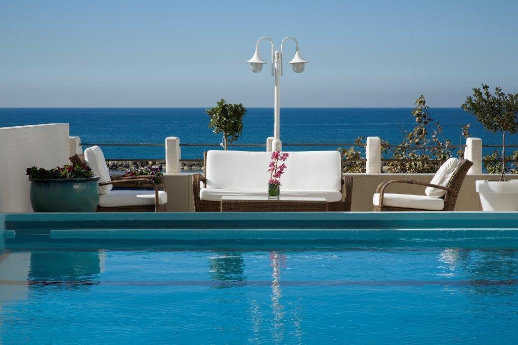 בריכה חיצוניות - ספא אורכידאה תל אביב