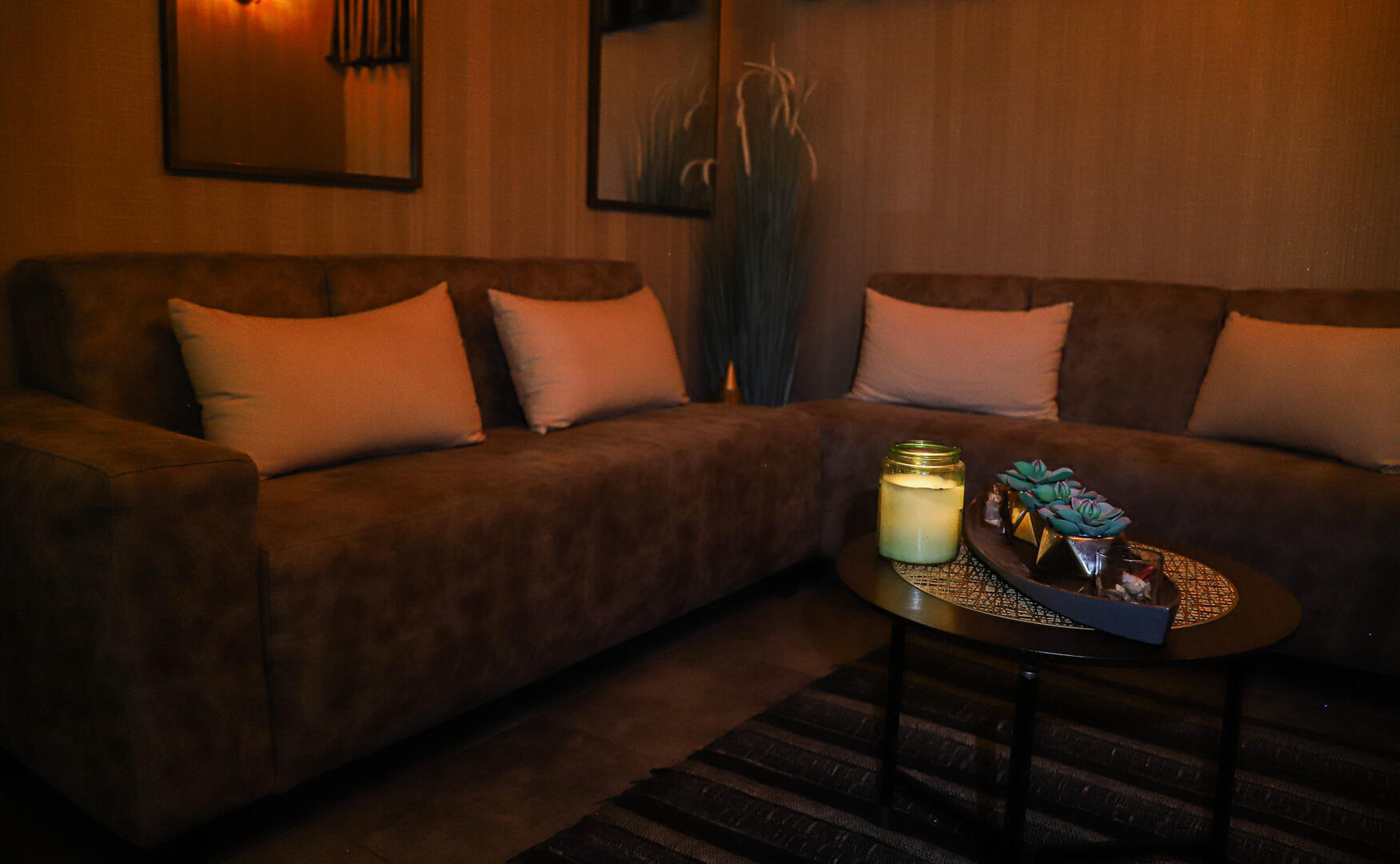 פינות ישיבה - ספא רמדה נצרת