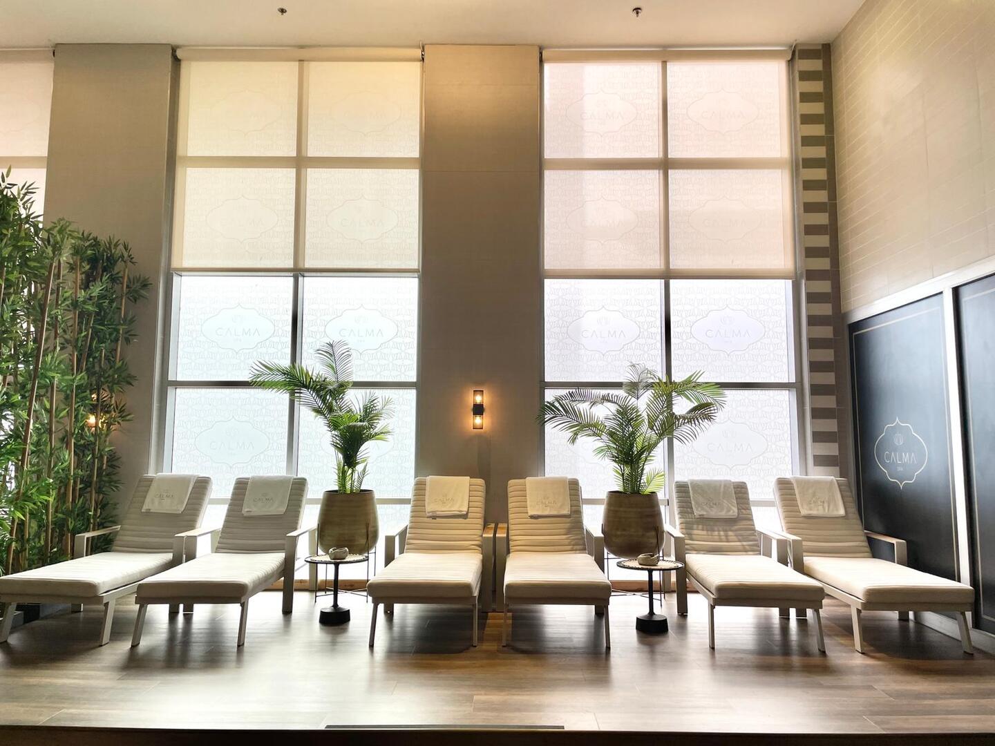 מיטות שיזוף - ספא קאלמה