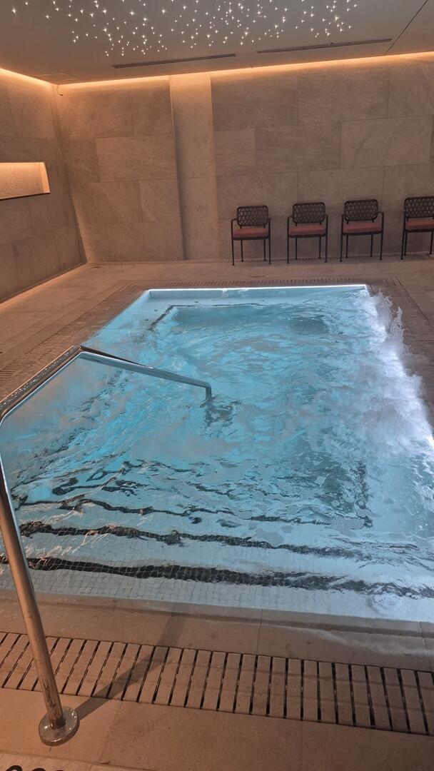 בריכה מחוממת - ספא קסיה