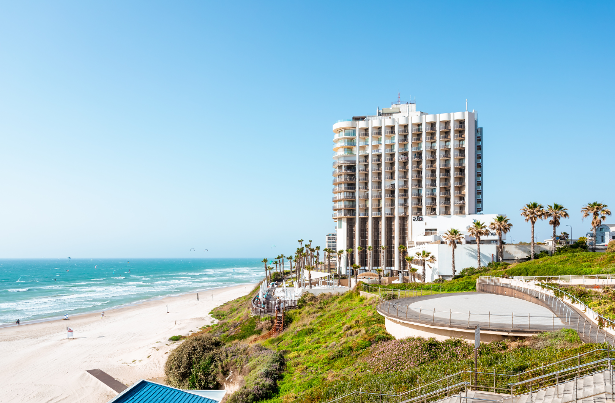 חזית המלון - ספא שיזן