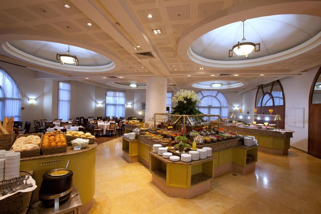 חדר אוכל - ספא לאונרדו ירושלים