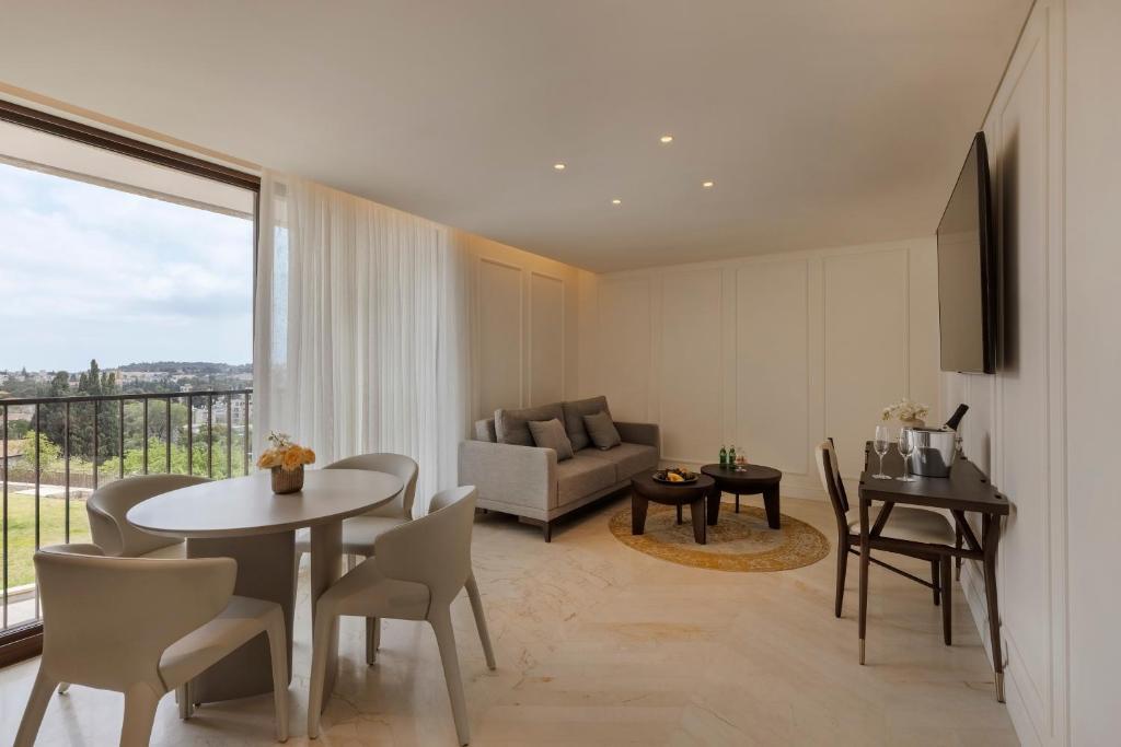 חדר לינה במלון - ספא קלרינס