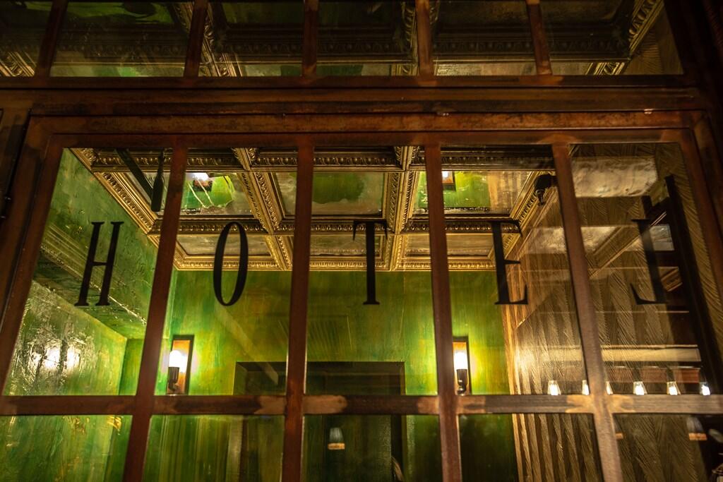 כניסה ראשית - ספא ברדיצ'בסקי