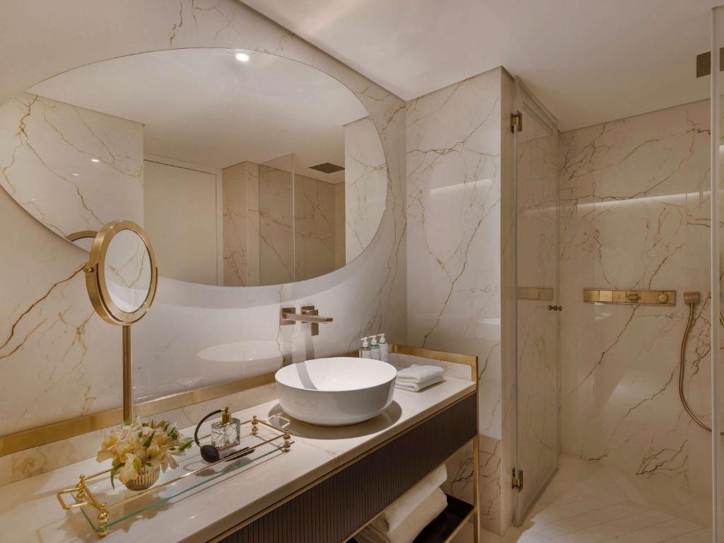 חדר רחצה - ספא קלרינס