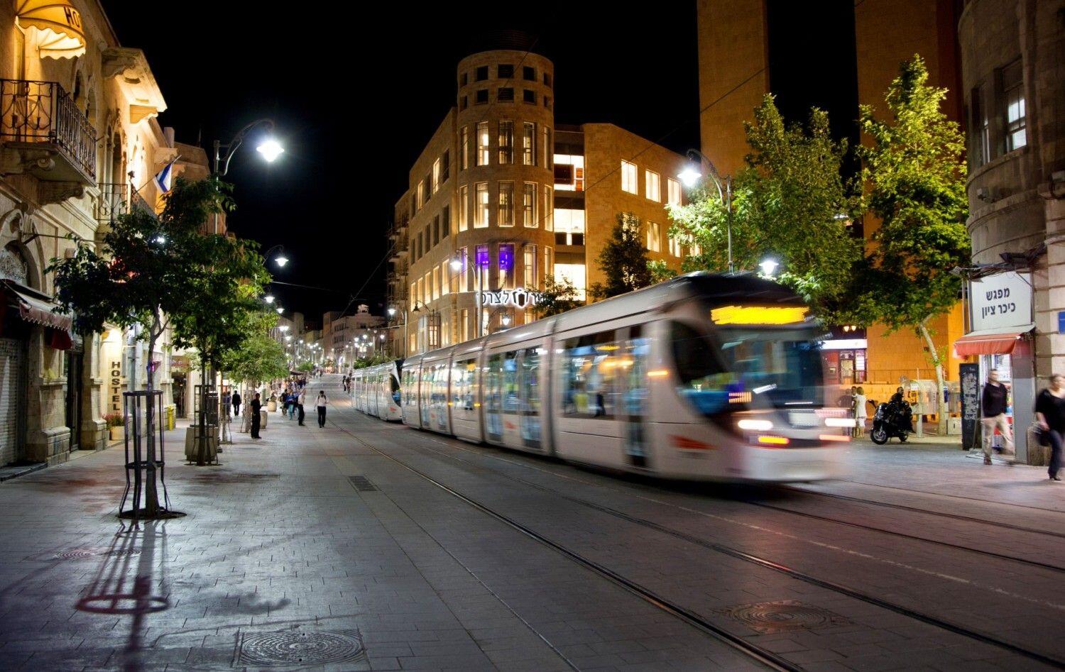 ערבי בעיר ירושלים - ספא מחנה יהודה