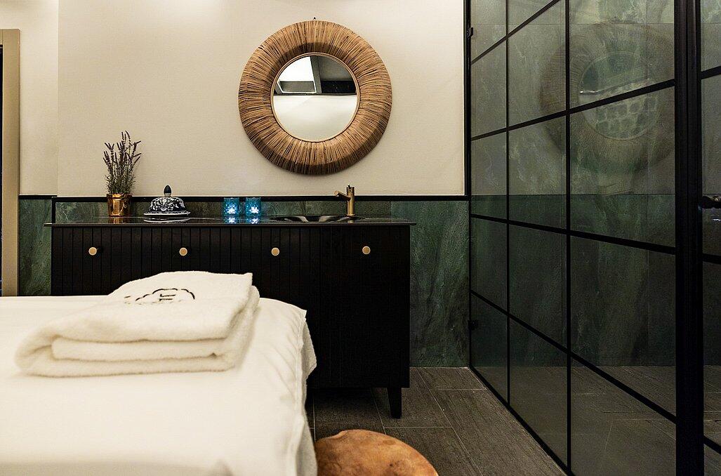 חדר טיפולים - ספא סי לייף