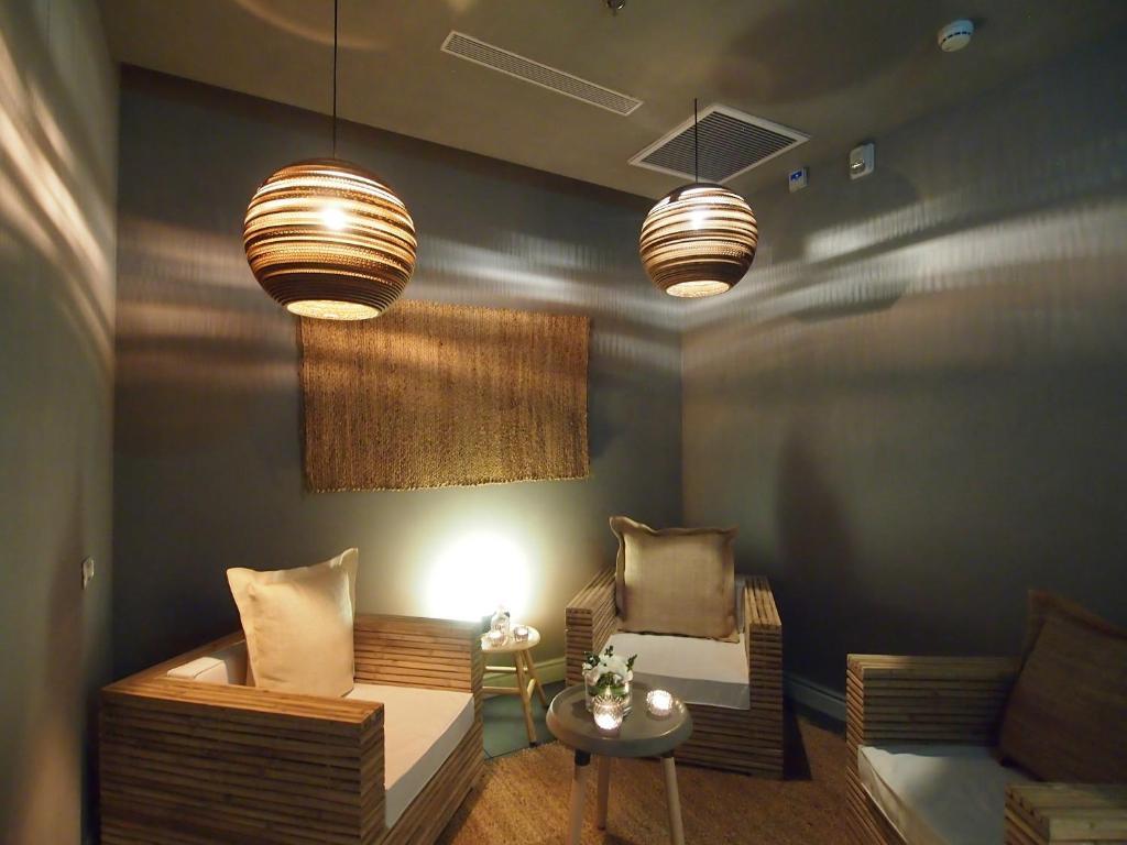 פינות ישיבה - ספא כרמלה בוטיק