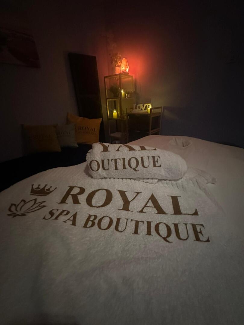 חדר טיפולים - ספא רויאל בוטיק