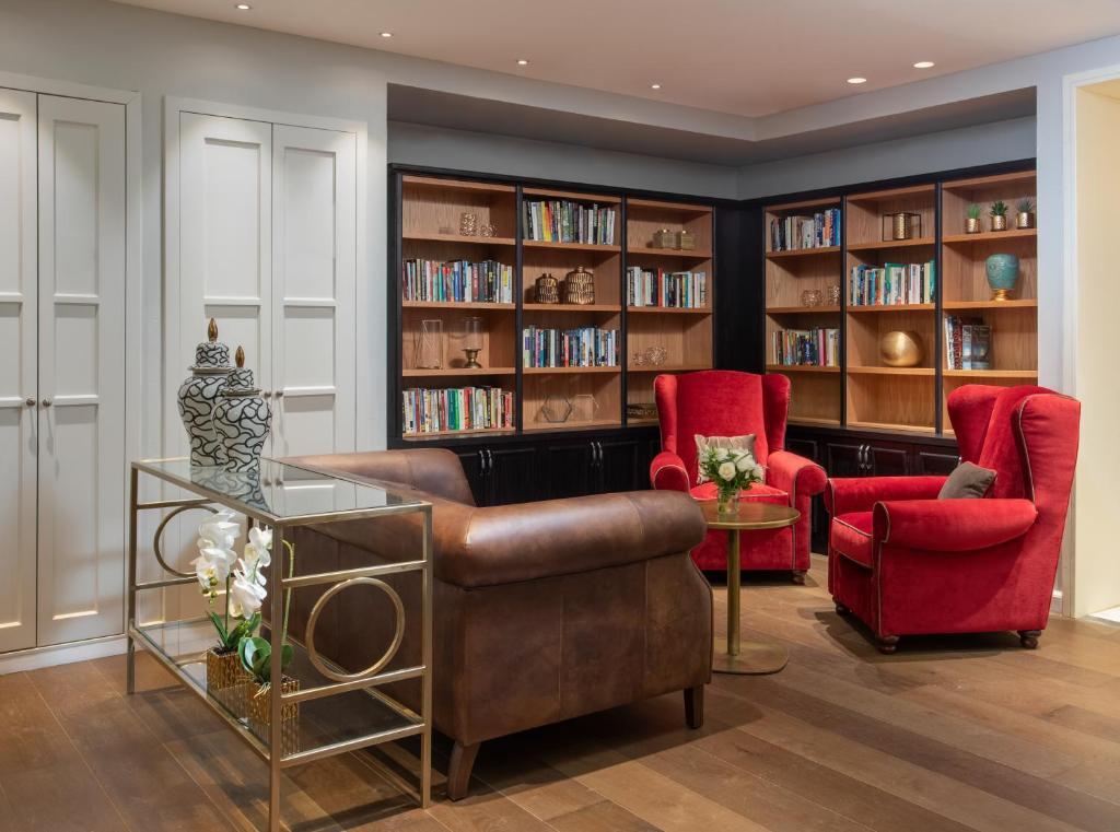 פינת ישיבה - ספא אדמונד