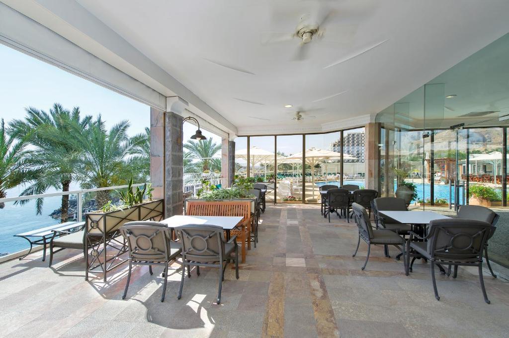 פינות ישיבה - ספא חמת קיסר