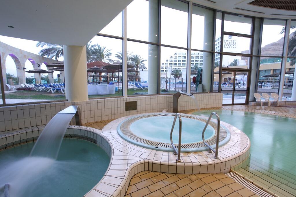 בריכה פנימית - ספא אינגוי