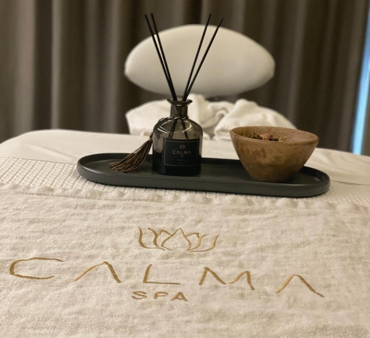 מיטת טיפולים - ספא קאלמה