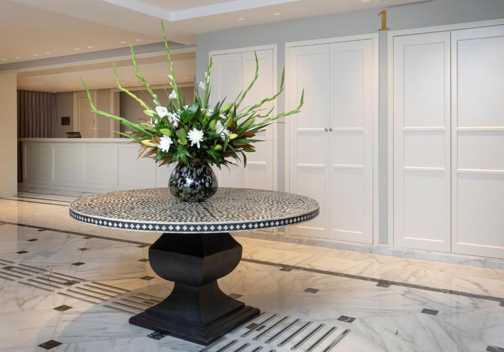 לובי המלון - ספא אדמונד