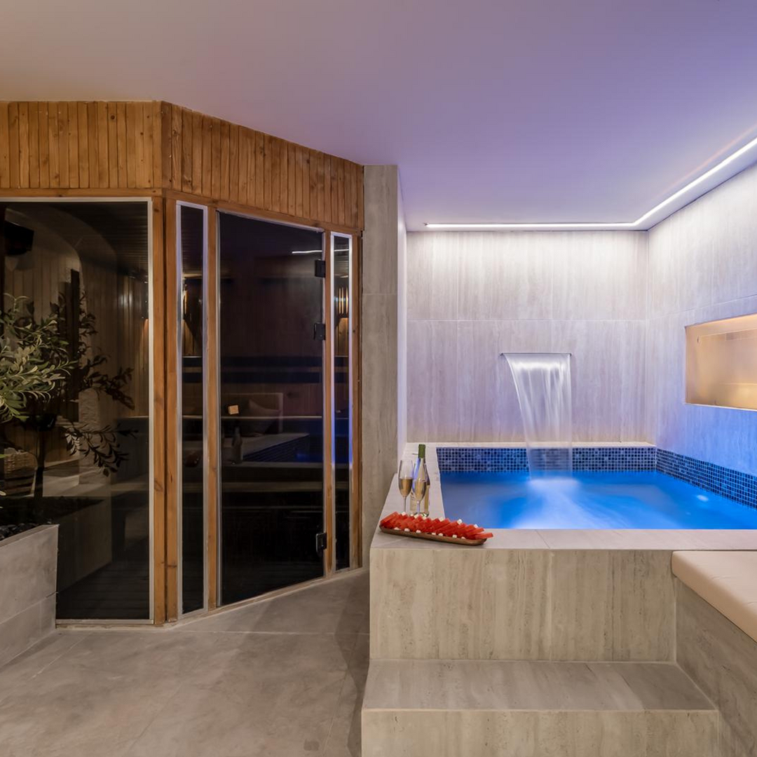 סאונה וג'קוזי במתחם הספא - ספא בהר פלטינום