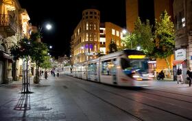 , ערבי בעיר ירושלים - ספא מחנה יהודה