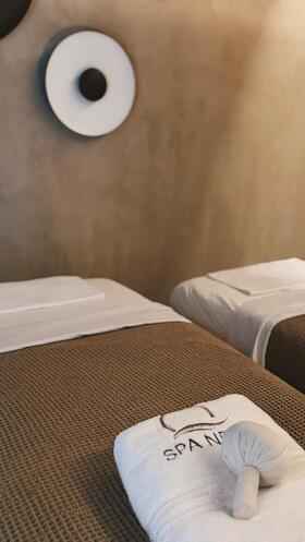 , חדר עיסוים - ספא נאות