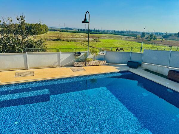 ספא ידושן בעמק חפר